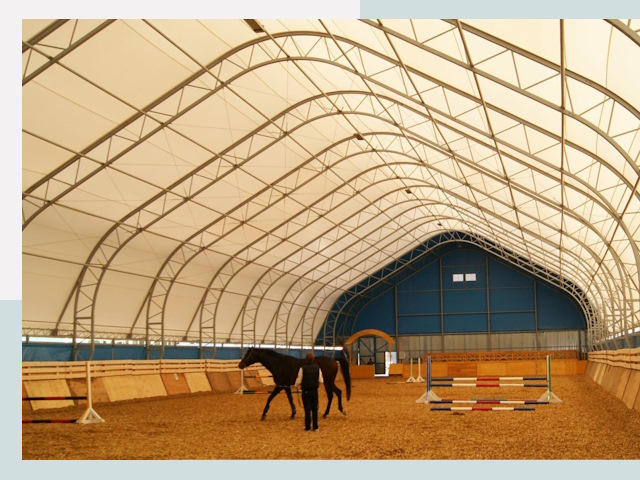 Строительство конных манежей в Губкине